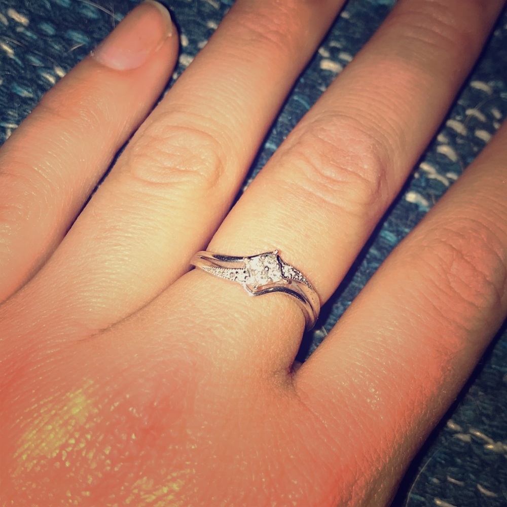 Diamond ring
